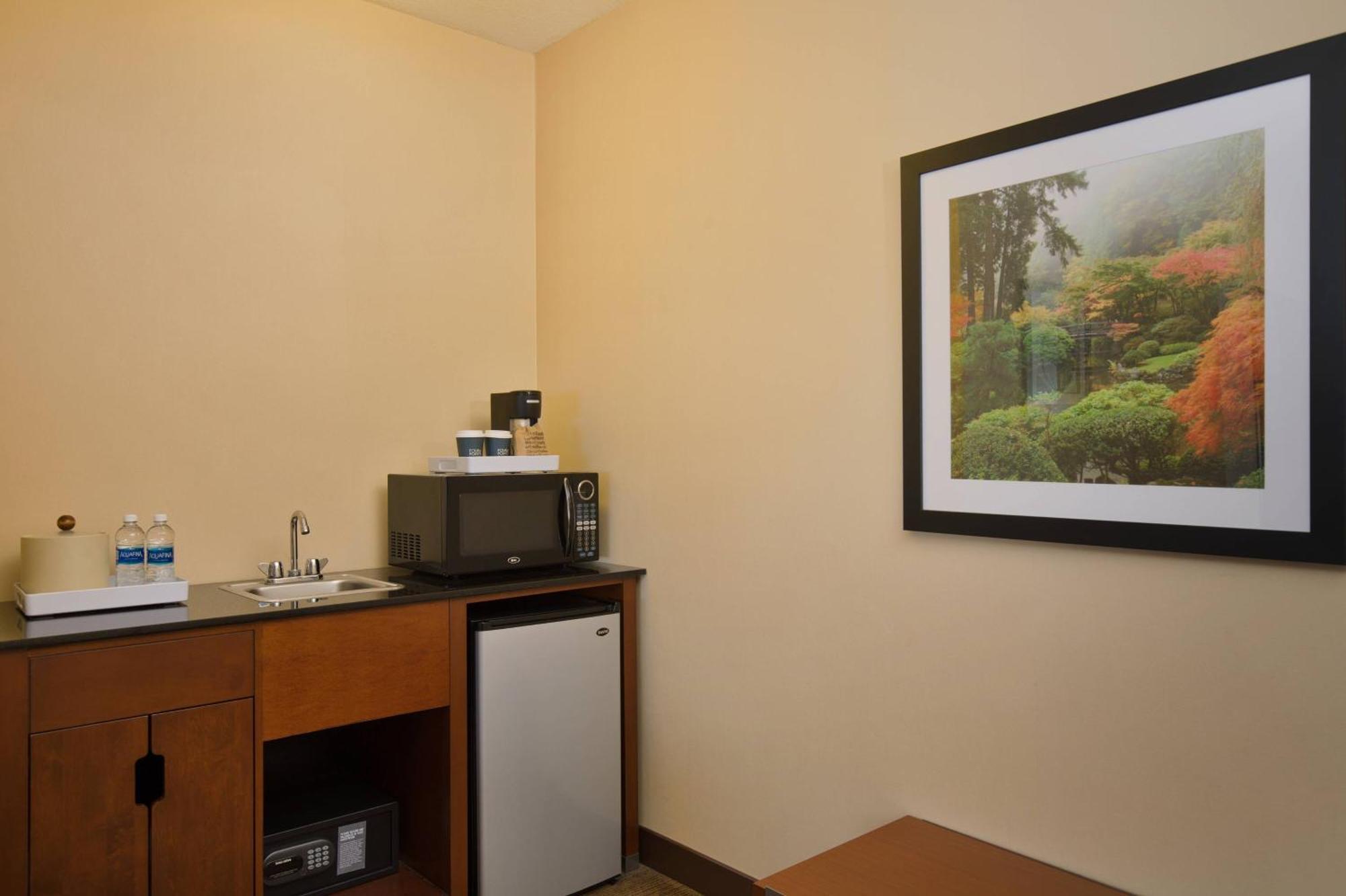 Four Points By Sheraton Portland East Hotel 3*