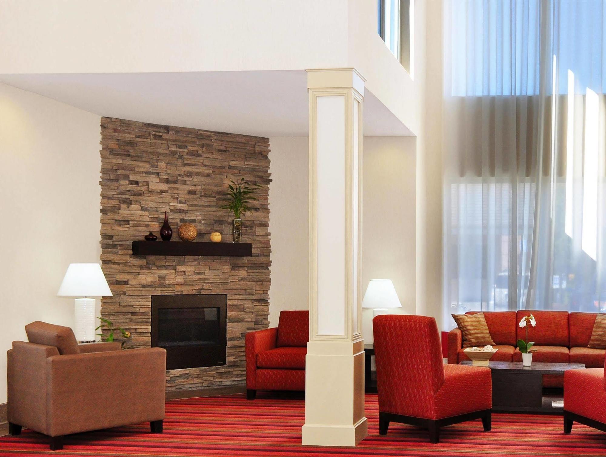 Four Points By Sheraton Portland East Fairview